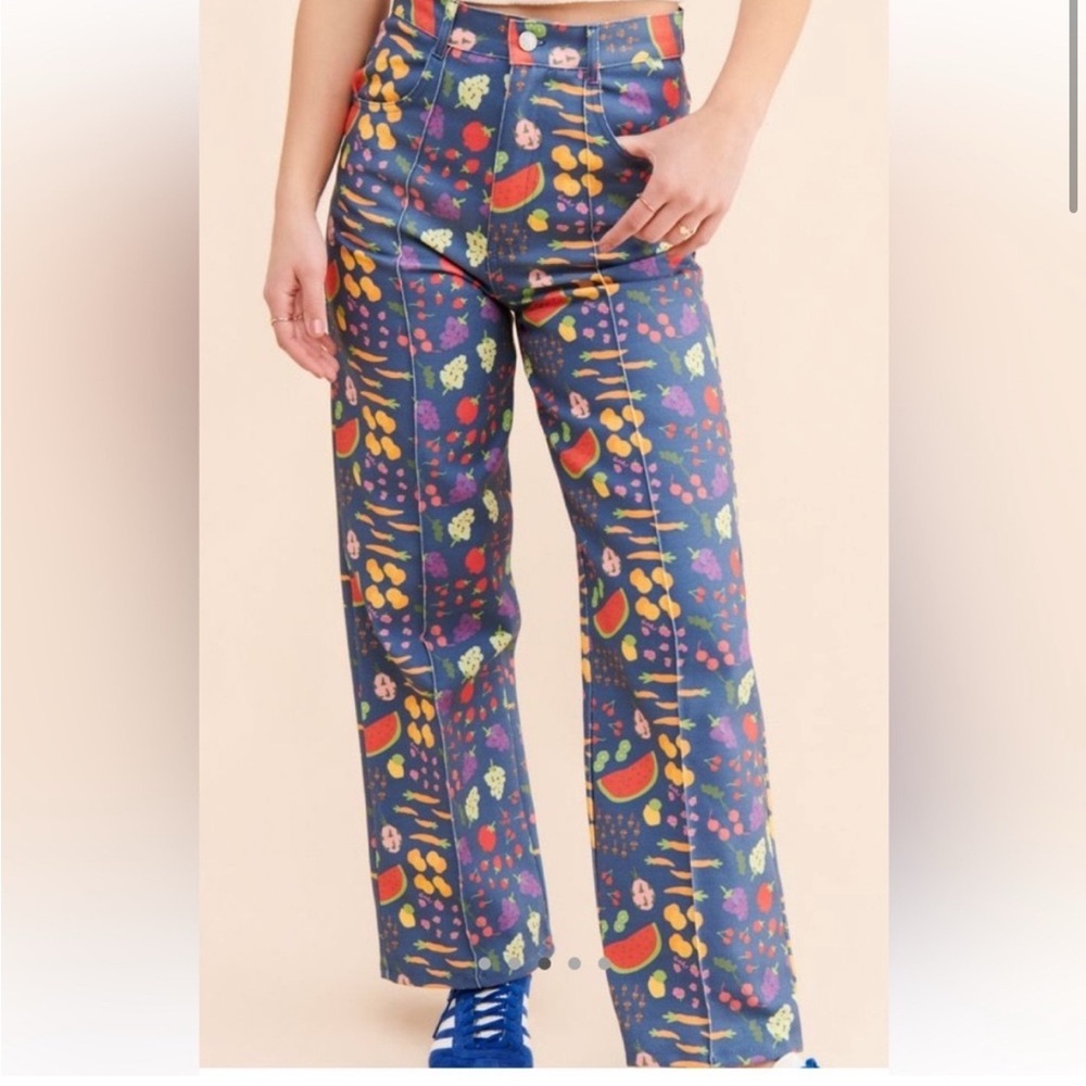Lisa Says Gah Multicolor Patterned Cropped Pants